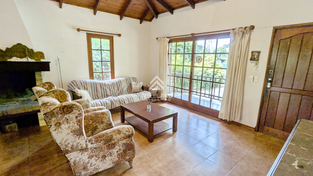 Casa ID.5240 - Venta de casa 3 dormitorios en barrio cantegril Punta del este