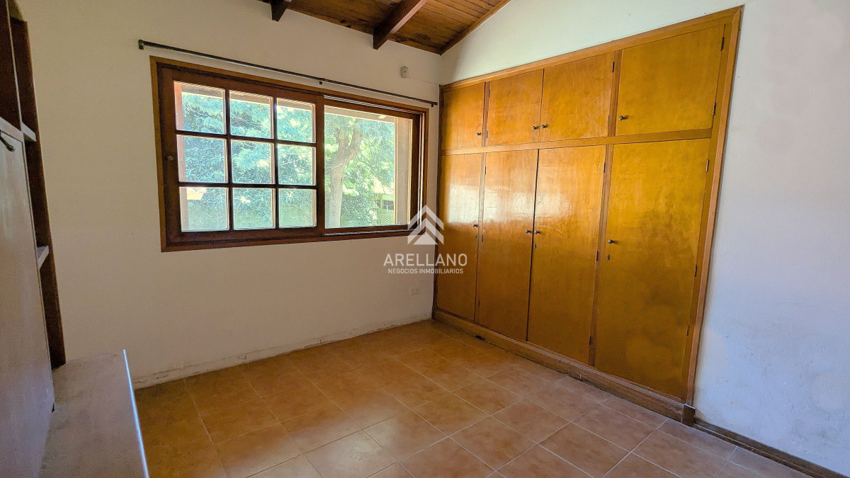 Casa ID.5240 - Venta de casa 3 dormitorios en barrio cantegril Punta del este