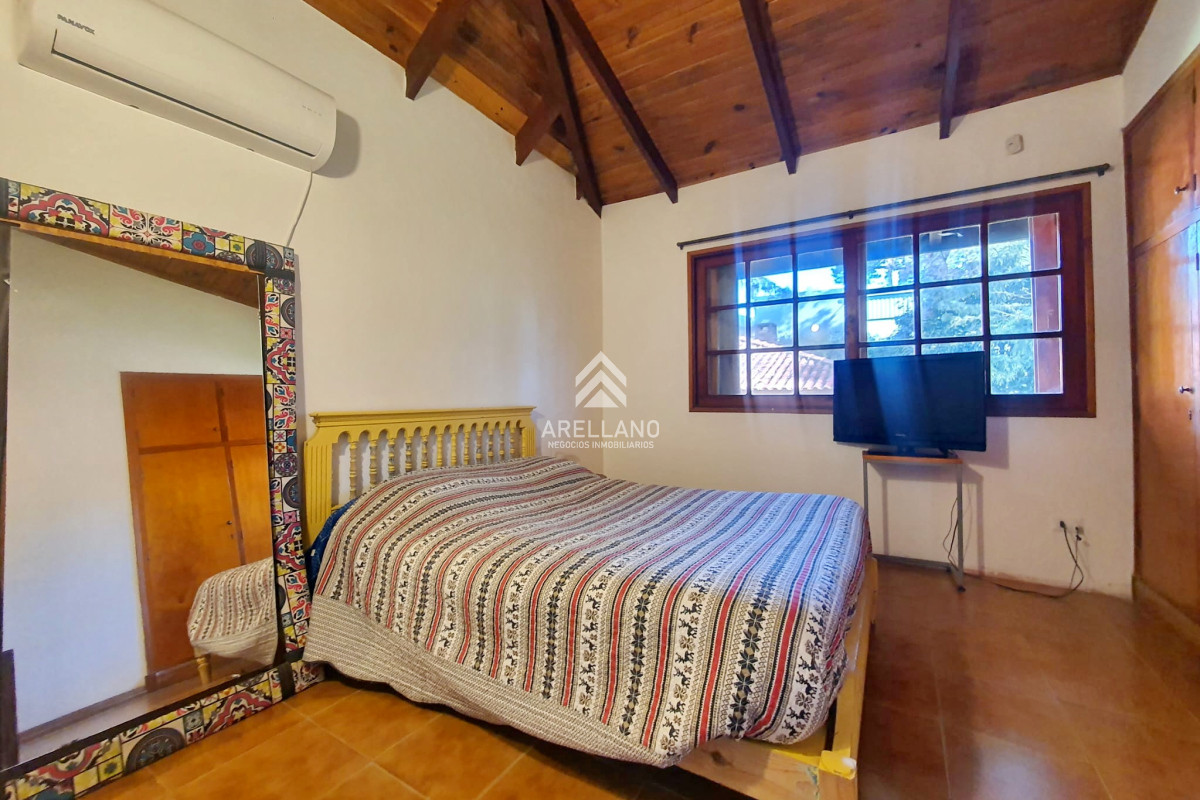 Casa ID.5240 - Venta de casa 3 dormitorios en barrio cantegril Punta del este