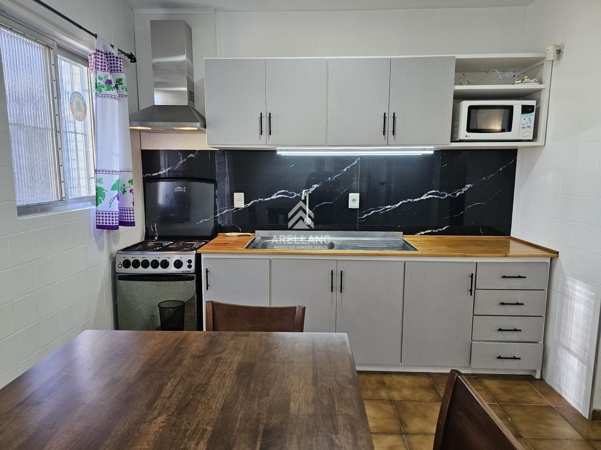 Casa ID.4791 - Vendo casa 4 dormitorios en zona Shopping, Lugano, Punta del Este