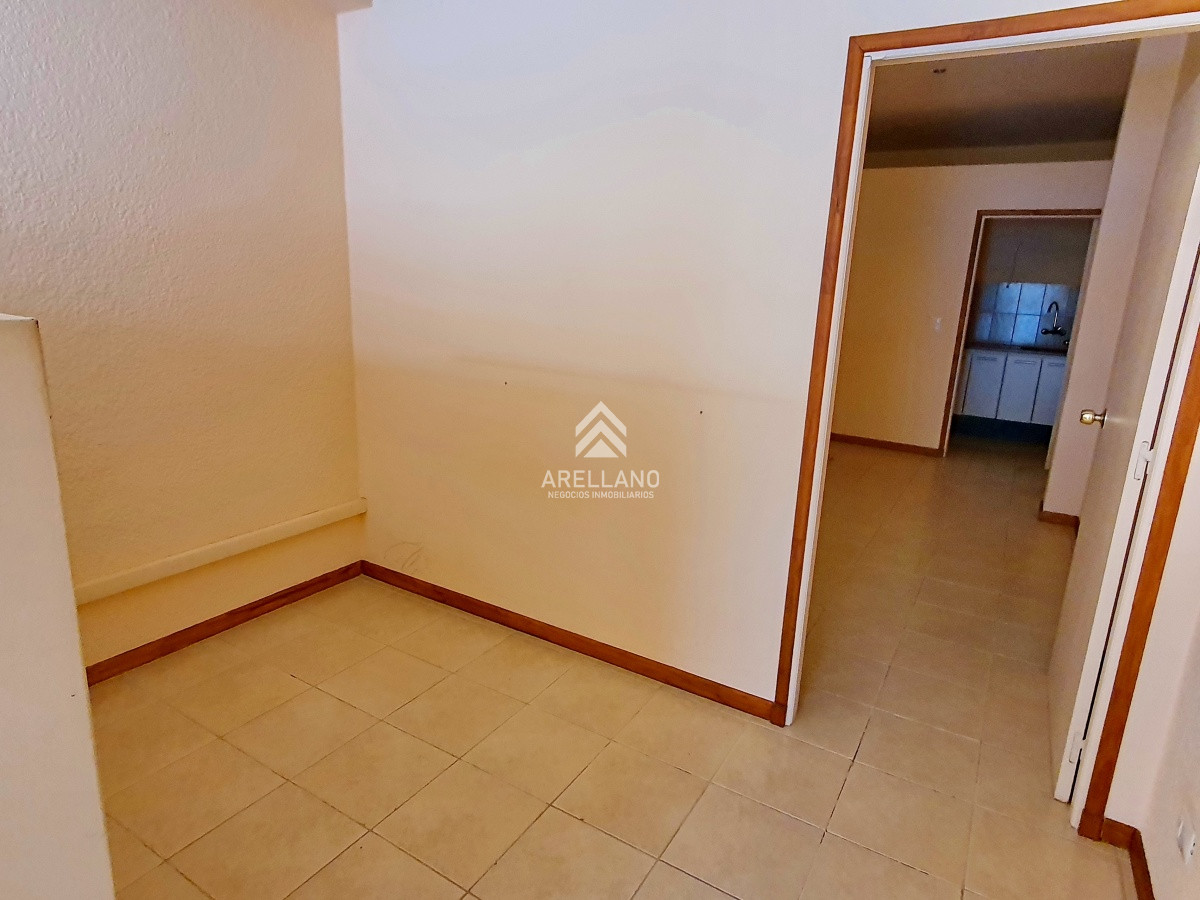 Local Comercial ID.118 - VENTA Local con 2 habitaciones, cocina y baño en Península
