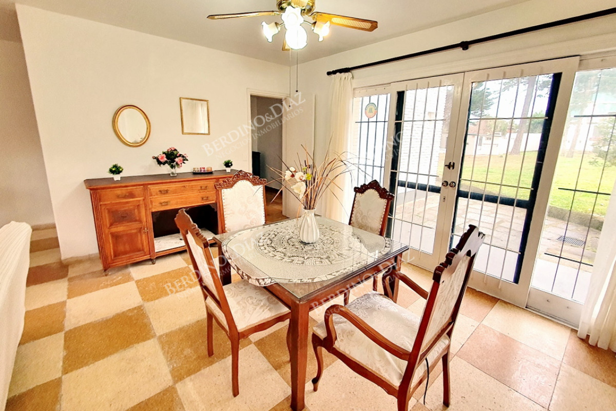 Casa ID.2892 - Vendo casa 4 dormitorios en zona Shopping, Lugano, Punta del Este