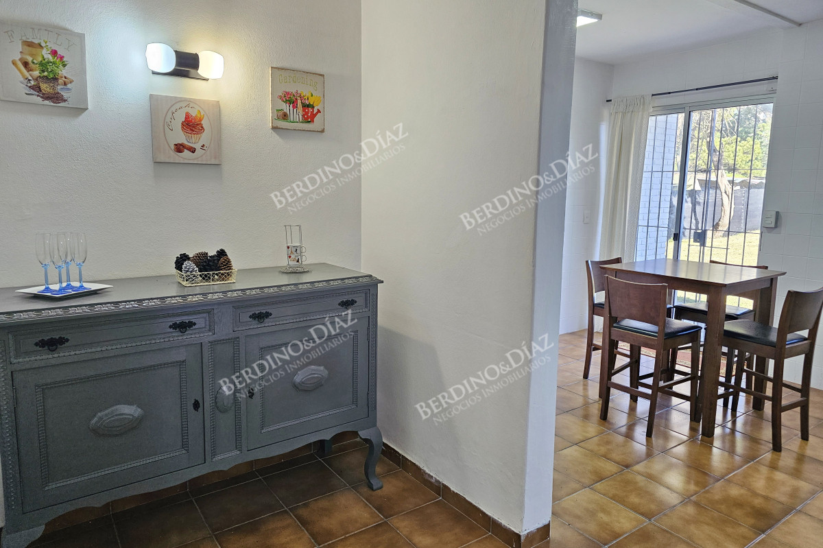 Casa ID.2892 - Vendo casa 4 dormitorios en zona Shopping, Lugano, Punta del Este