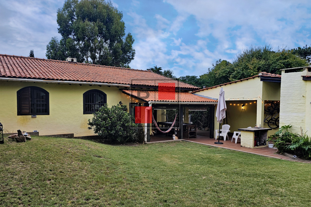 Casa ID.1272 - Venta de casa 3 y 4 dormitorios en Pinares Punta del Este playa Mansa