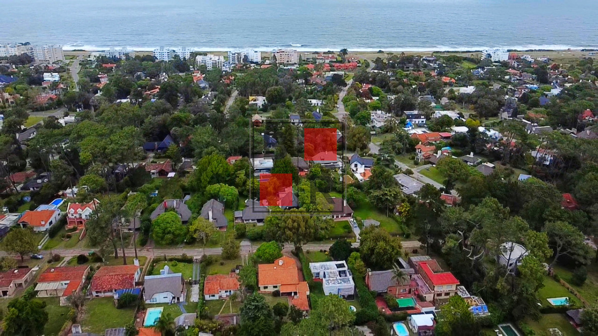 Casa ID.1272 - Venta de casa 3 y 4 dormitorios en Pinares Punta del Este playa Mansa