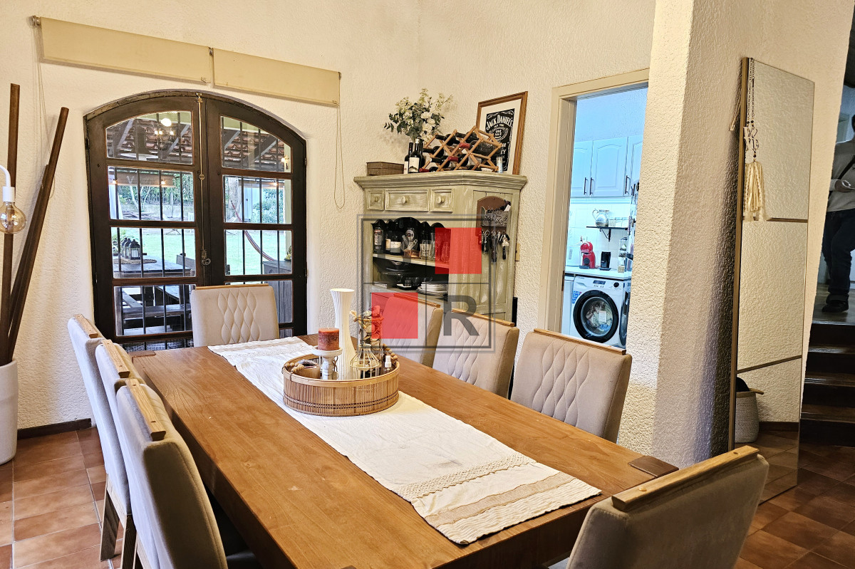 Casa ID.1272 - Venta de casa 3 y 4 dormitorios en Pinares Punta del Este playa Mansa