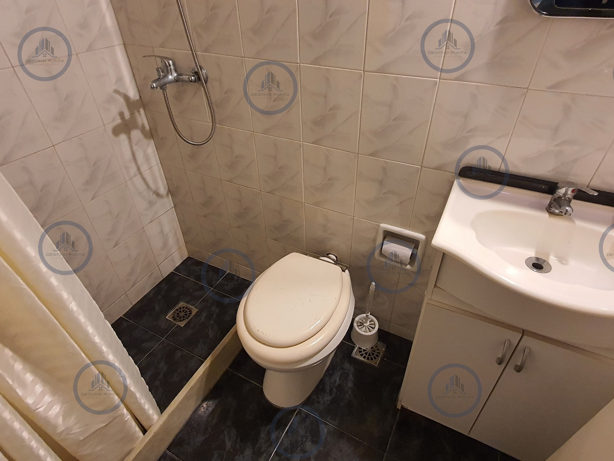 Apartamento ID.2246 - Venta de apartamento de 2 dormitorios en la península de Punta del Este 