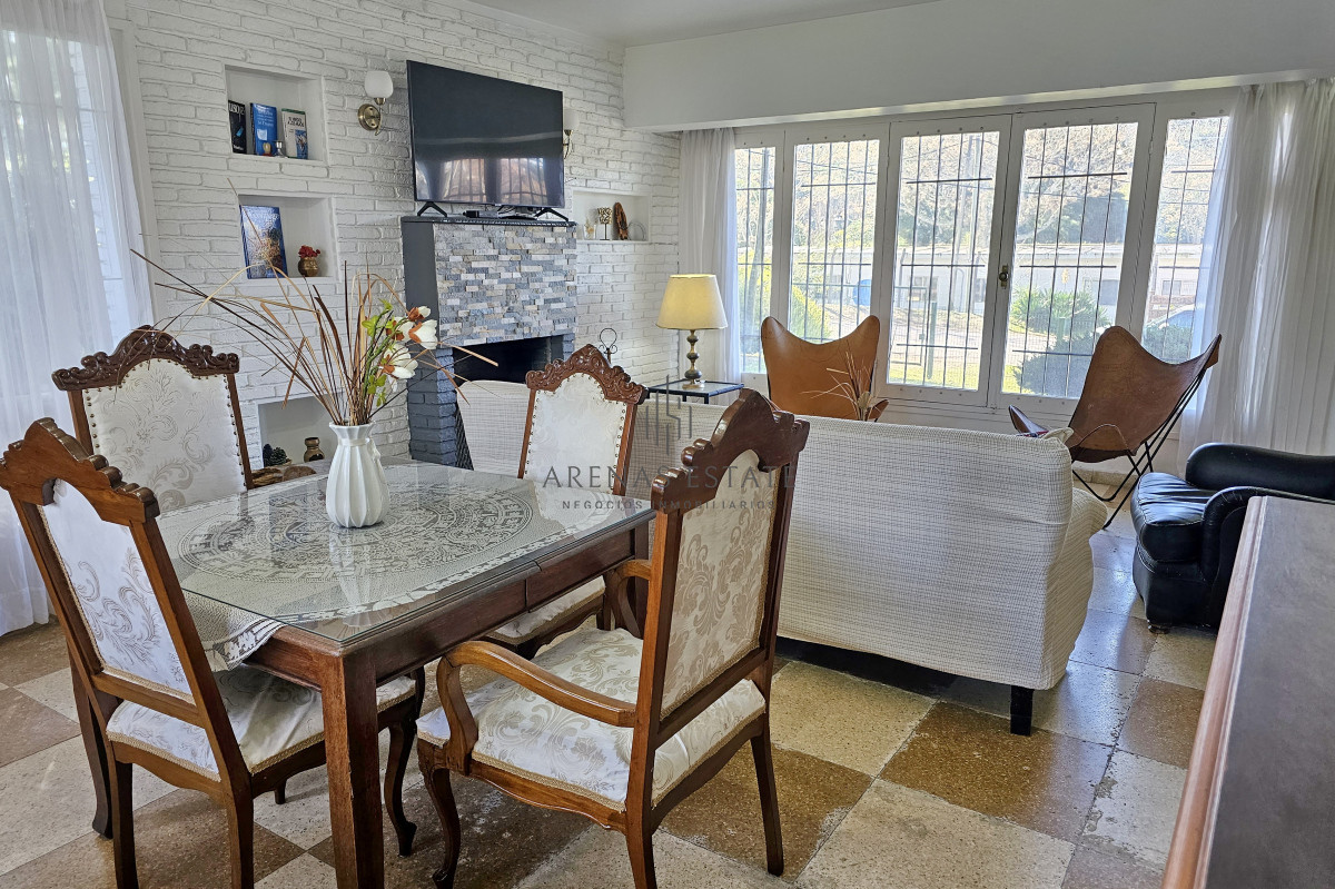 Casa ID.1843 - Vendo casa 4 dormitorios en zona Shopping, Punta del Este