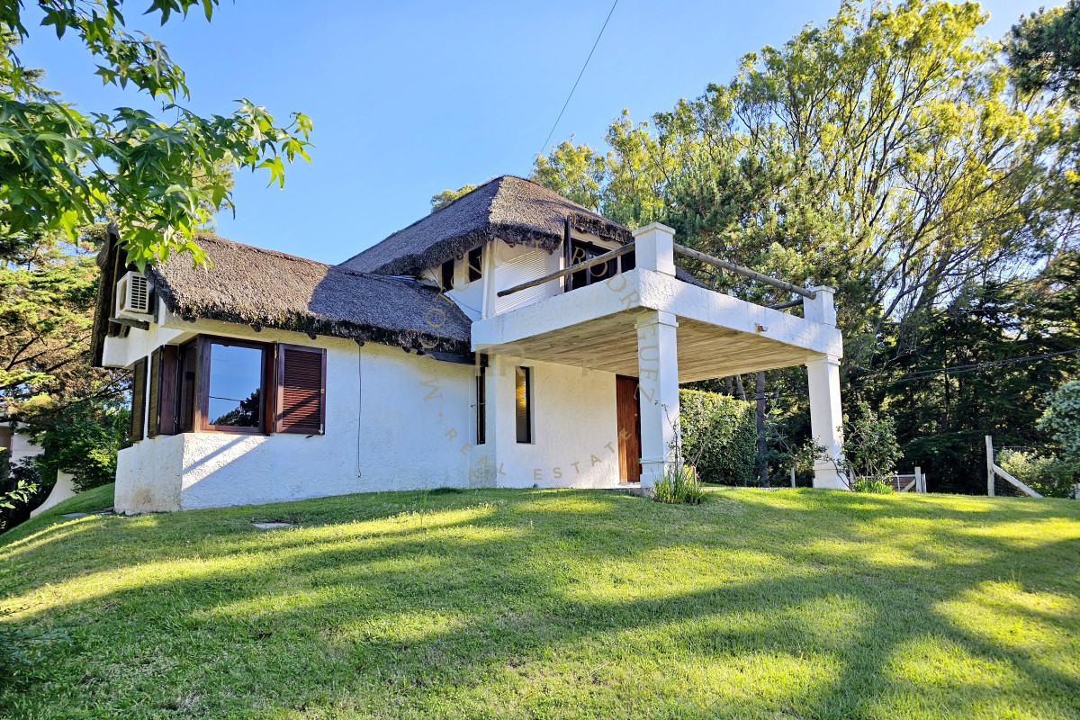 Casa ID.3580 - En venta casa de 3 dormitorios y 3 baños en Rincon del indio, Punta del Este.