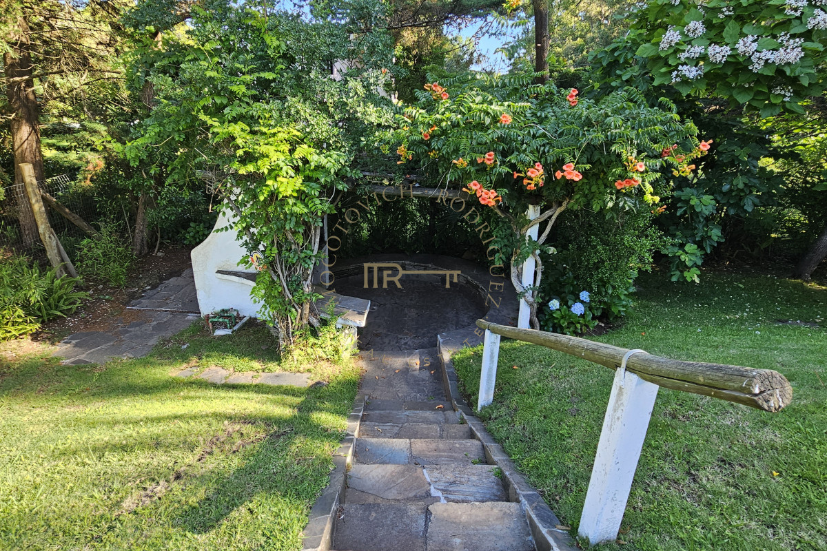 Casa ID.3580 - En venta casa de 3 dormitorios y 3 baños en Rincon del indio, Punta del Este.