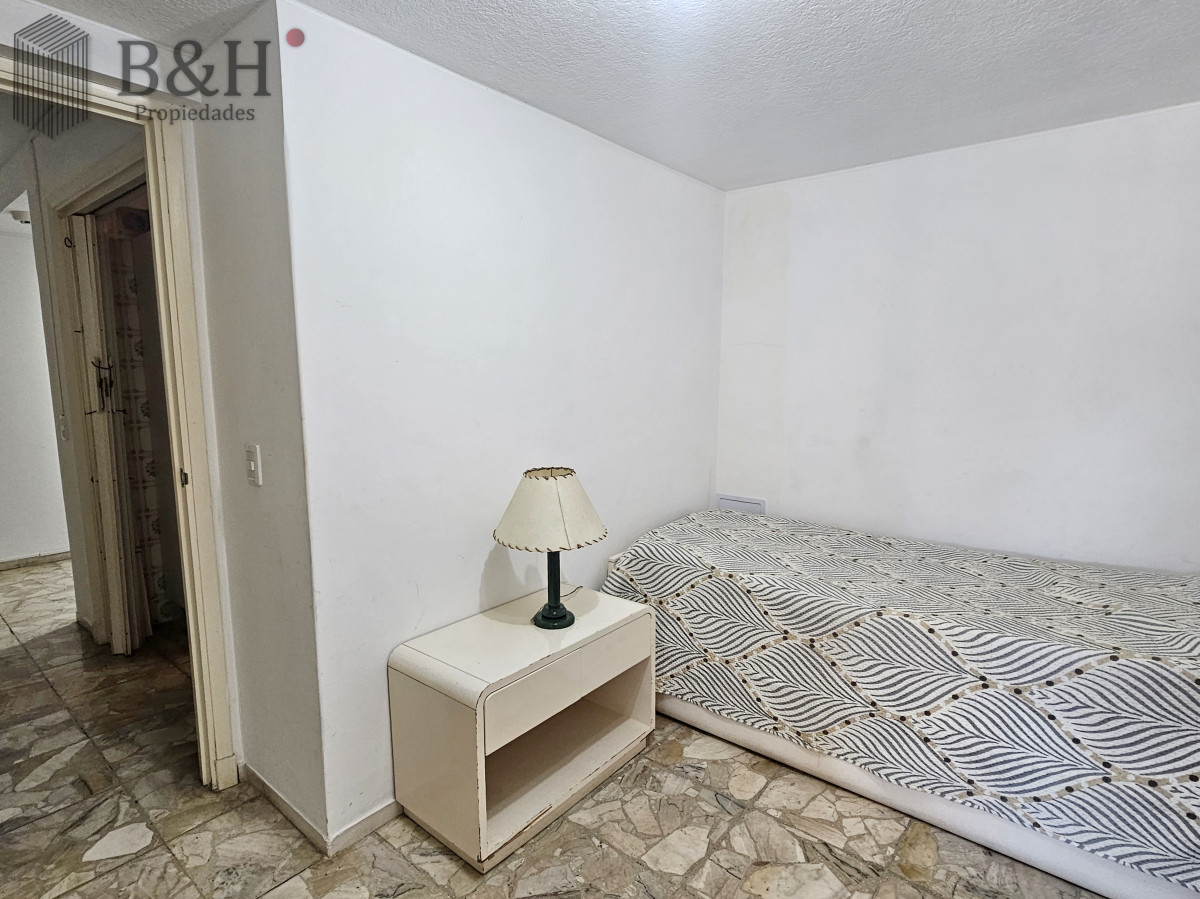 Apartamento ID.7903 - Vendo apartamento 2,5 dormitorios en playa mansa, complejo Lincoln Center, Punta del Este.