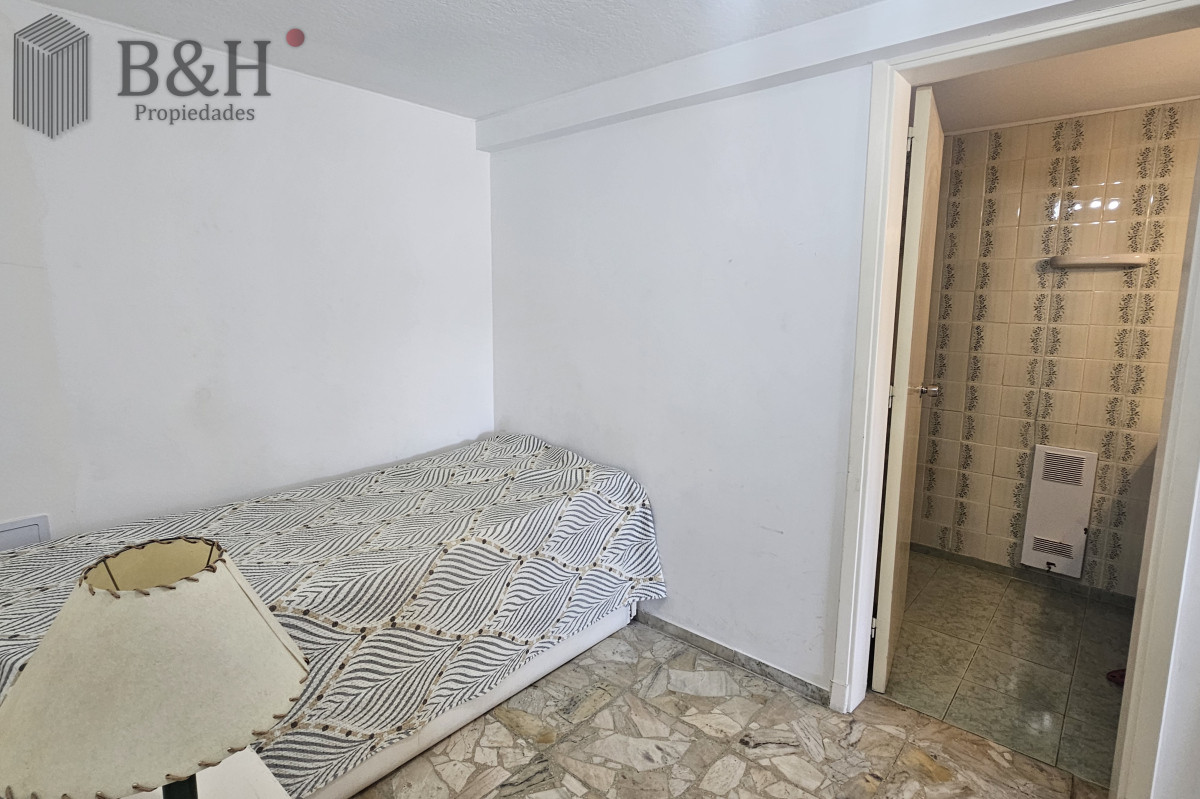 Apartamento ID.7903 - Vendo apartamento 2,5 dormitorios en playa mansa, complejo Lincoln Center, Punta del Este.