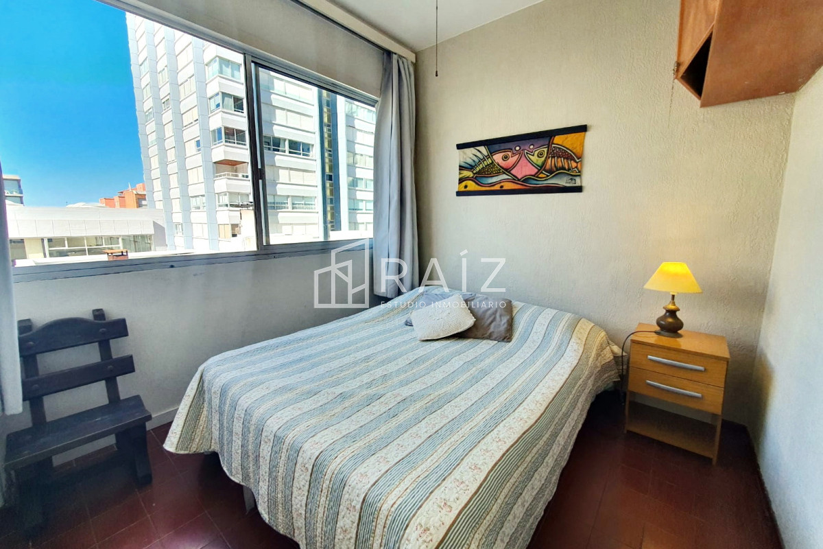 Apartamento ID.10749 - En venta partamento de 1 dormitorio en Península, Punta del Este