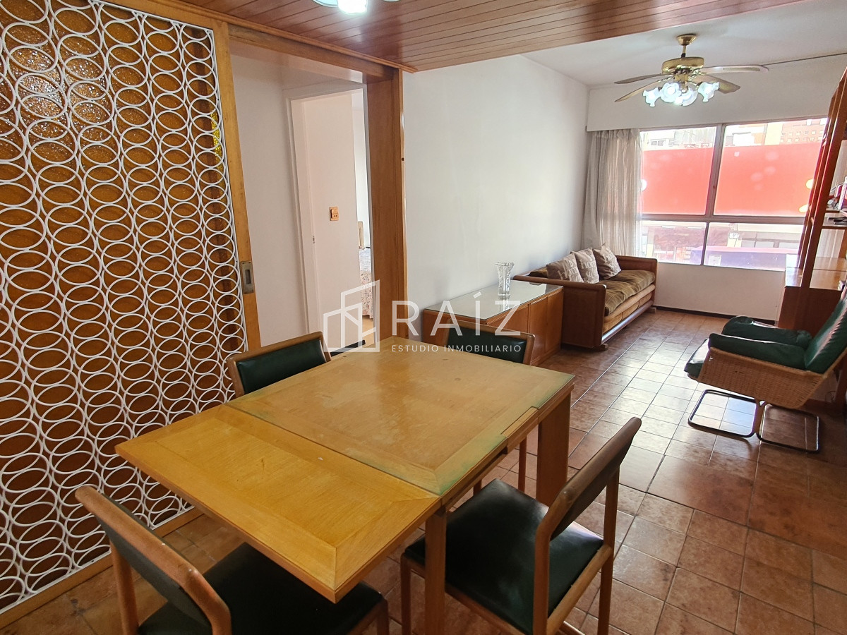 Apartamento ID.10989 - Venta de apartamento de 2 dormitorios en la península de Punta del Este 