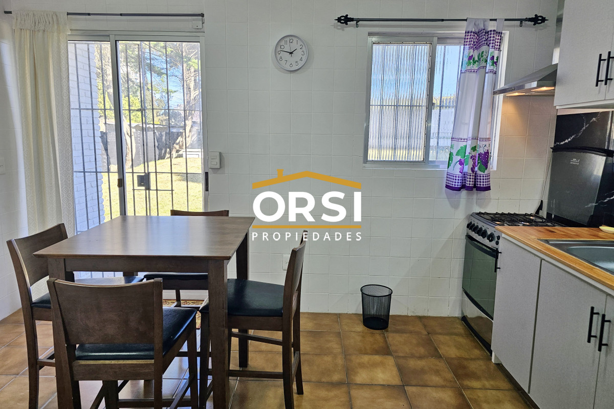 Casa ID.214 - Vendo casa 4 dormitorios en zona Shopping, Lugano, Punta del Este