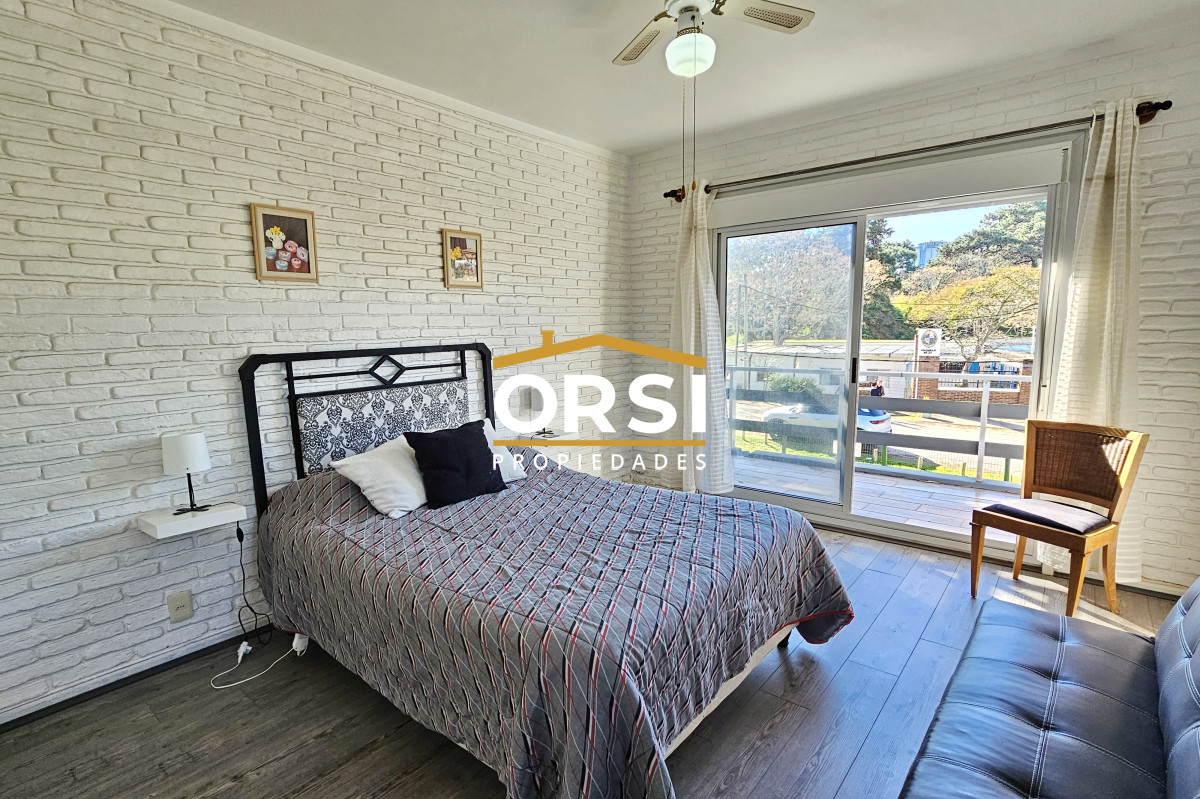 Casa ID.214 - Vendo casa 4 dormitorios en zona Shopping, Lugano, Punta del Este