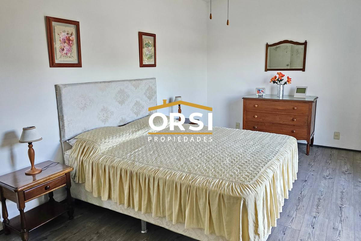 Casa ID.214 - Vendo casa 4 dormitorios en zona Shopping, Lugano, Punta del Este