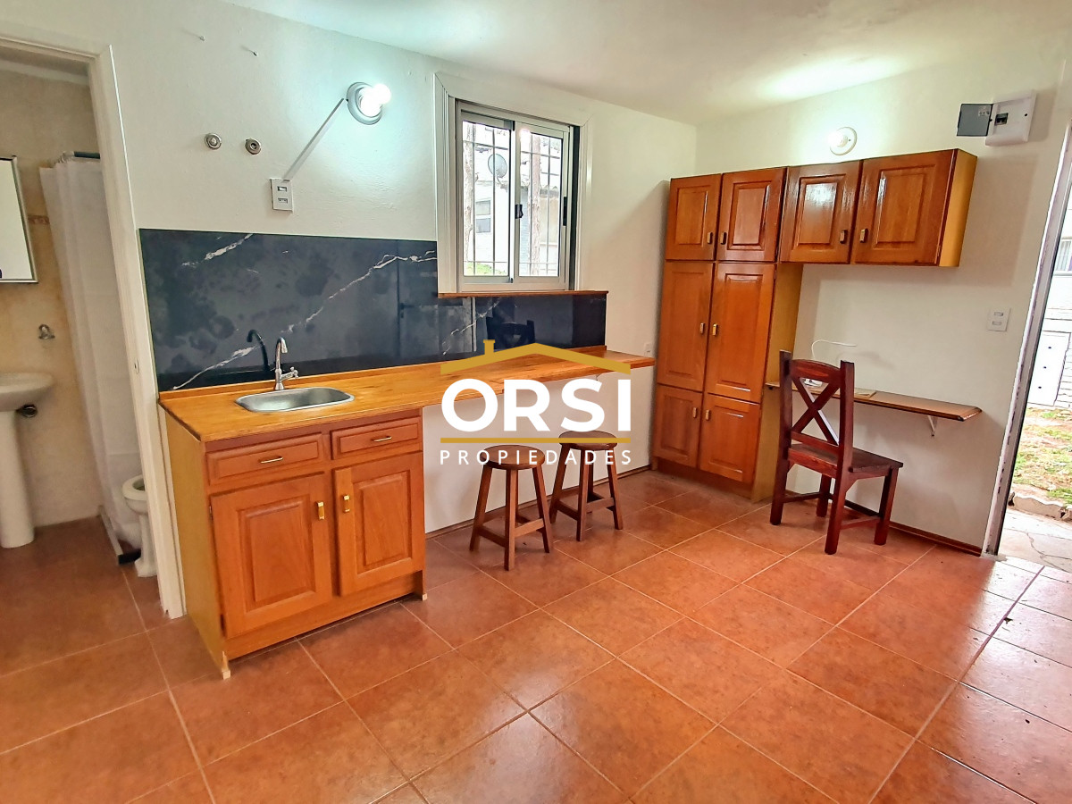 Casa ID.214 - Vendo casa 4 dormitorios en zona Shopping, Lugano, Punta del Este