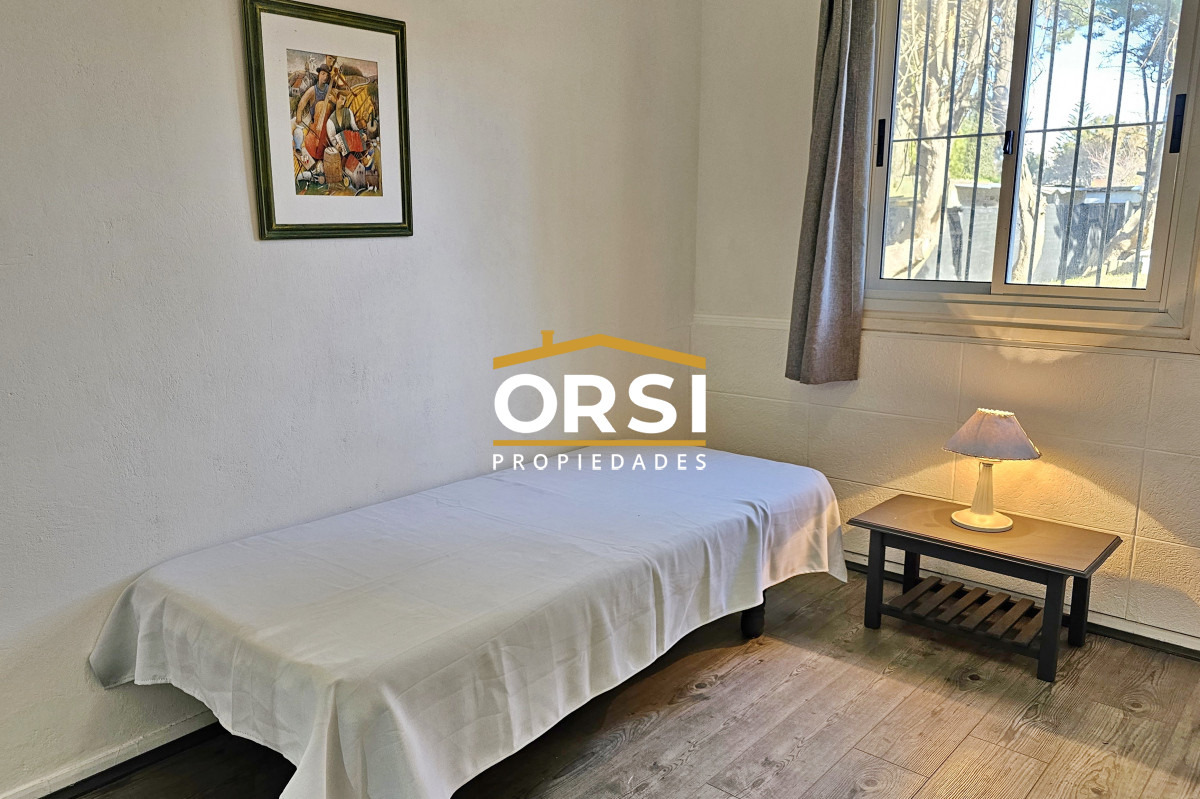 Casa ID.214 - Vendo casa 4 dormitorios en zona Shopping, Lugano, Punta del Este