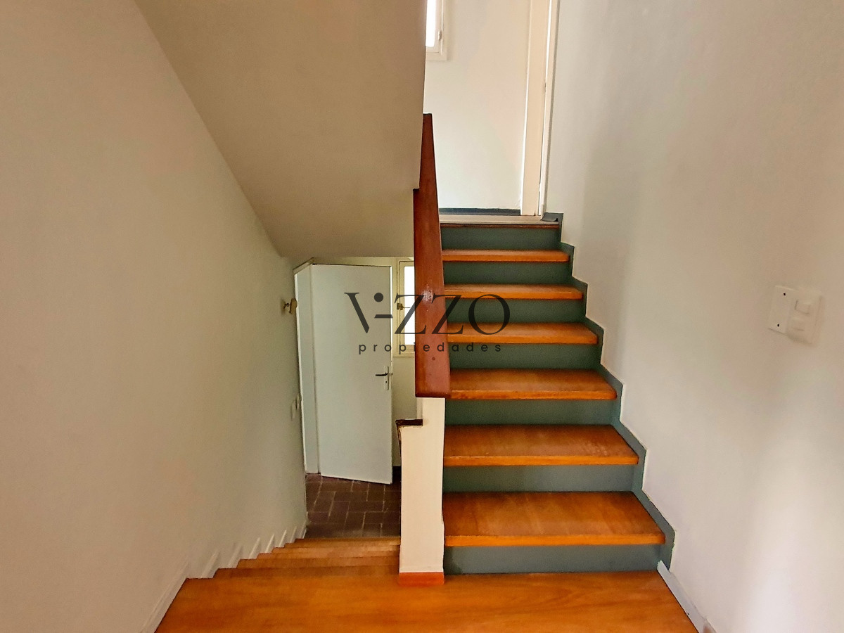 Casa ID.580/Vendo-casa-4-dormitorios-en-zona-Shopping,-Punta-del-Este - Vendo casa 4 dormitorios en zona Shopping, Punta del Este
