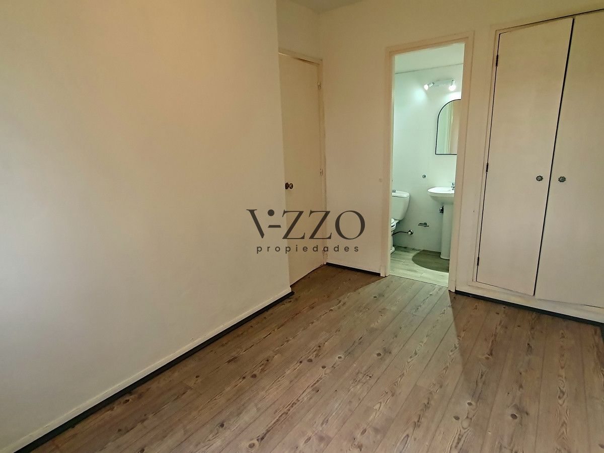Casa ID.580/Vendo-casa-4-dormitorios-en-zona-Shopping,-Punta-del-Este - Vendo casa 4 dormitorios en zona Shopping, Punta del Este