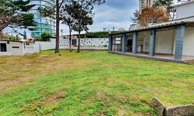 Vendo casa 4 dormitorios en zona Shopping, Punta del Este