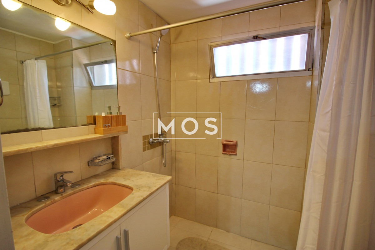 Apartamento ID.2862 - En venta apartamento 2 dormitorios con parrillero y garaje en Península, Punta del Este