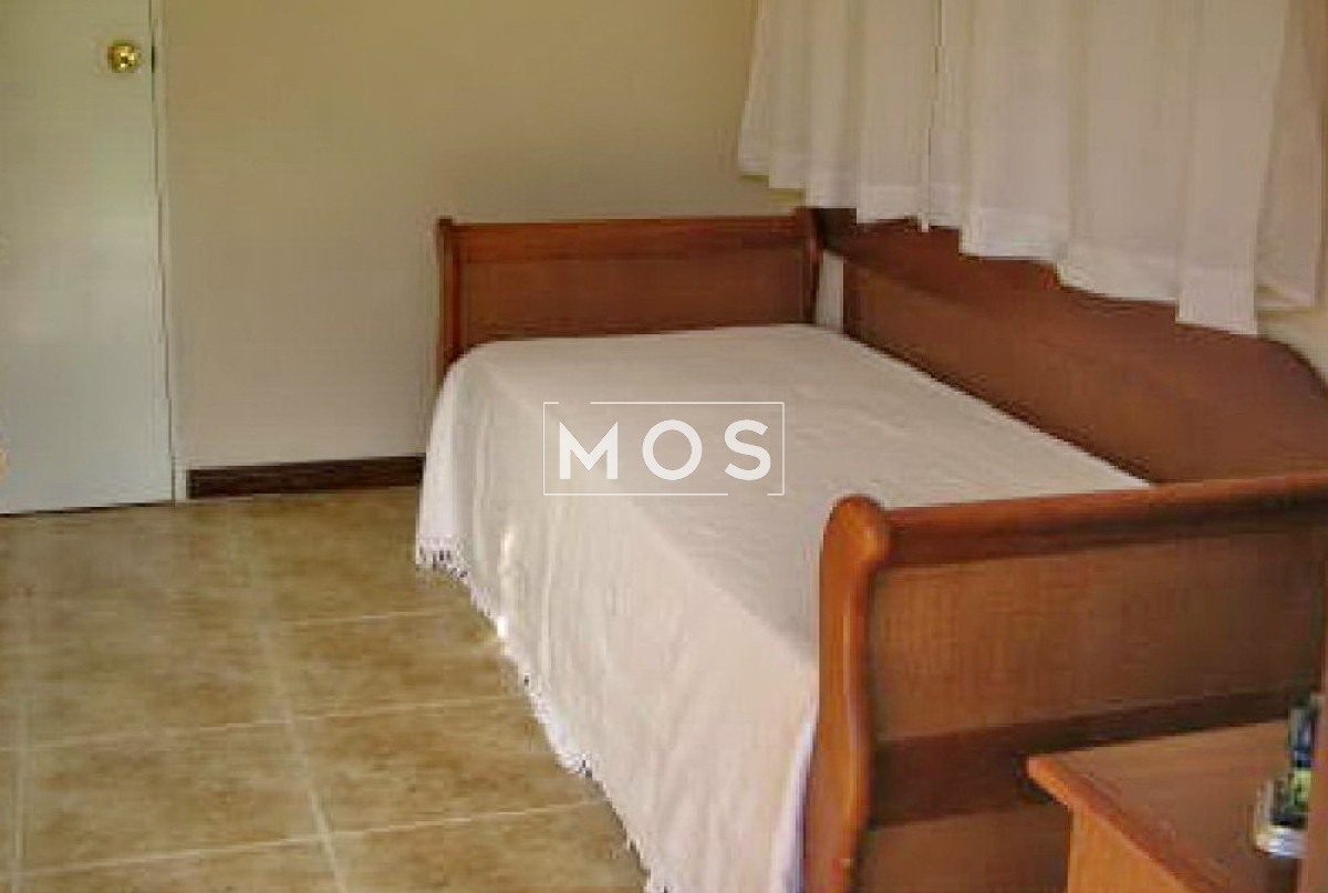 Casa ID.2586 - Se vende casa 5 dormitorios, con piscina en Rincon del Indio, playa Brava, Punta del Este.