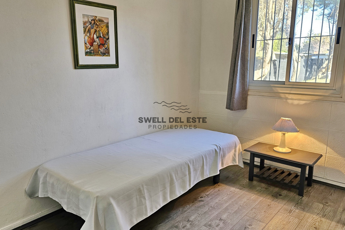 Casa ID.54 - Vendo casa 4 dormitorios en zona Shopping, Lugano, Punta del Este