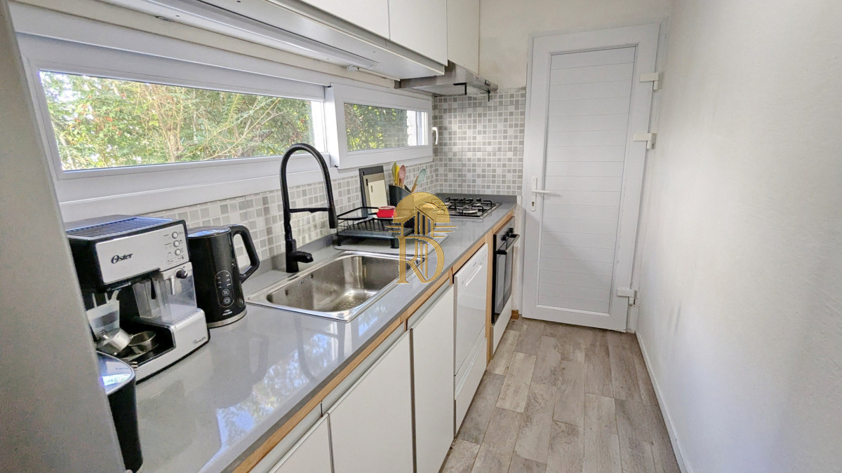 En Venta casa 3 dormitorios en Pinares, Punta del Este. -id-763-10