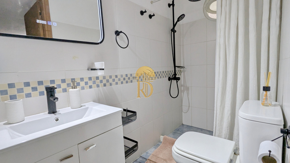 En Venta casa 3 dormitorios en Pinares, Punta del Este. -id-763-11