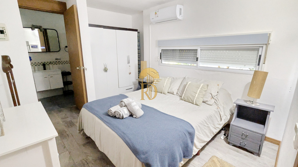 En Venta casa 3 dormitorios en Pinares, Punta del Este. -id-763-12