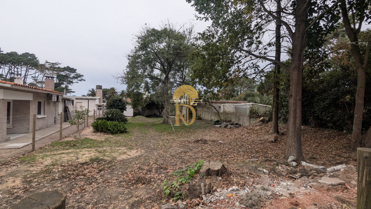 Venta de terreno en San Rafael a 600 mts de la playa Brava Punta del Este  -id-64