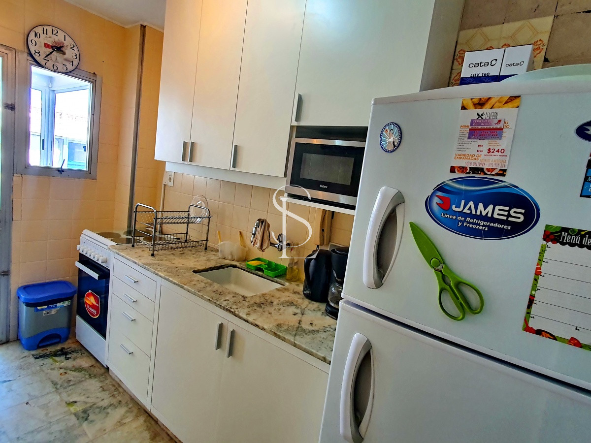 Apartamento ID.117 - En venta 2 dormitorios con parrillero y garaje en Península