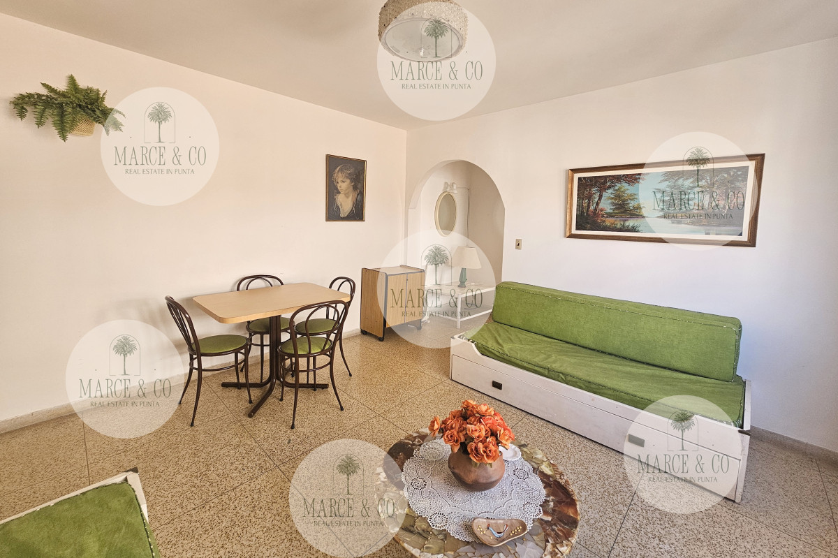 Apartamento ID.2222 - DEPARTAMENTO EN VENTA, 1 DORMITORIO, SOBRE CALLE 20, PENÍNSULA. BAJOS GASTOS COMUNES!! 