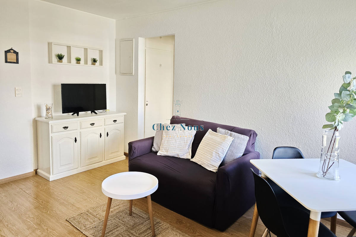 Apartamento ID.1778 - En venta apartamento 1 dormitorio en Penisula, Punta del Este