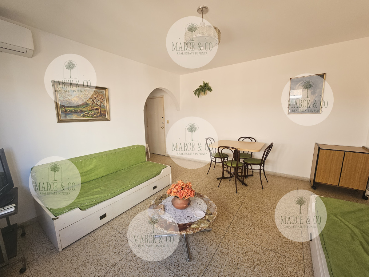 Apartamento ID.2222 - DEPARTAMENTO EN VENTA, 1 DORMITORIO, SOBRE CALLE 20, PENÍNSULA. BAJOS GASTOS COMUNES!! 