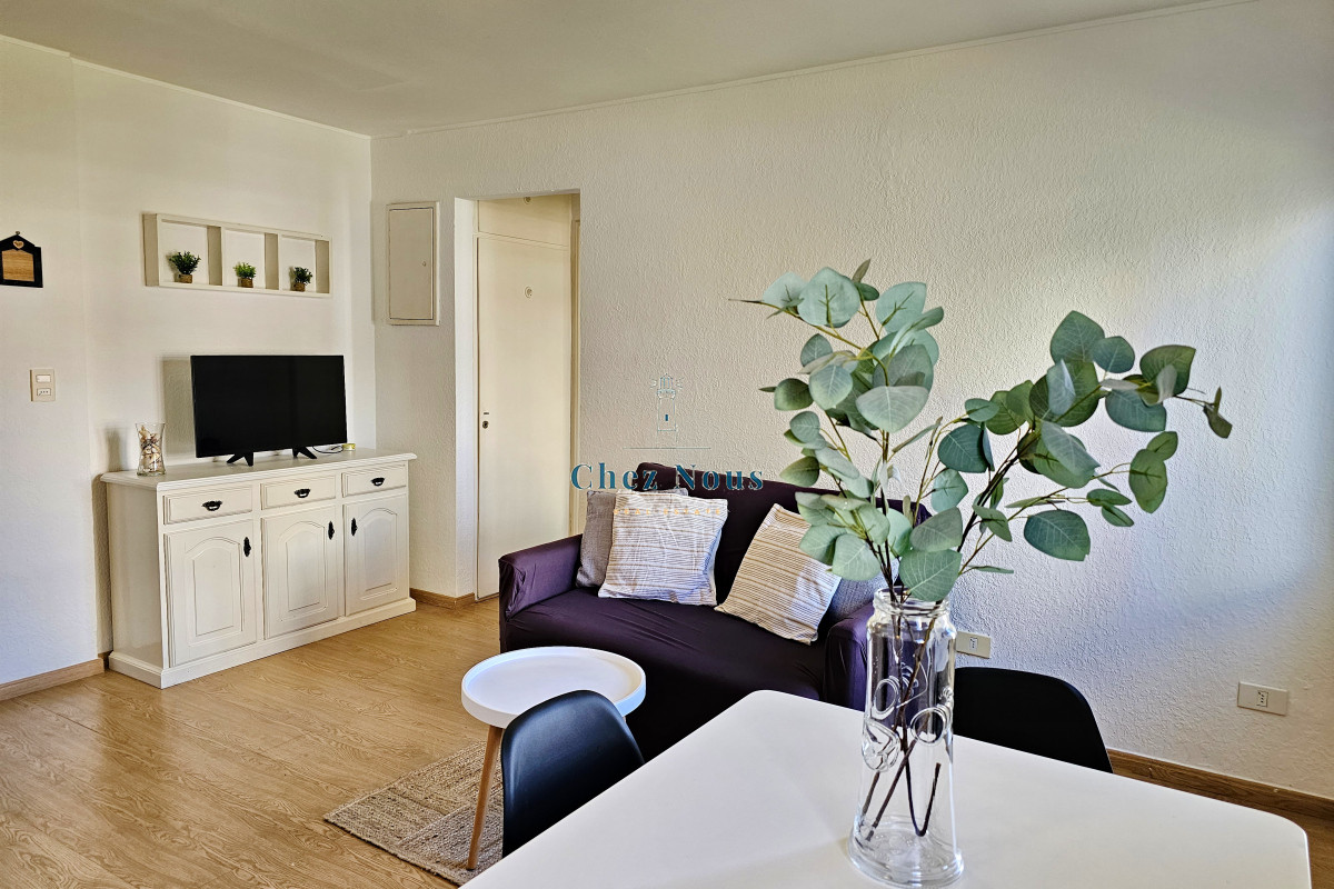 Apartamento ID.1778 - En venta apartamento 1 dormitorio en Penisula, Punta del Este