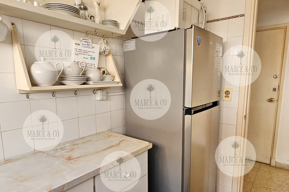 Apartamento ID.2222 - DEPARTAMENTO EN VENTA, 1 DORMITORIO, SOBRE CALLE 20, PENÍNSULA. BAJOS GASTOS COMUNES!! 