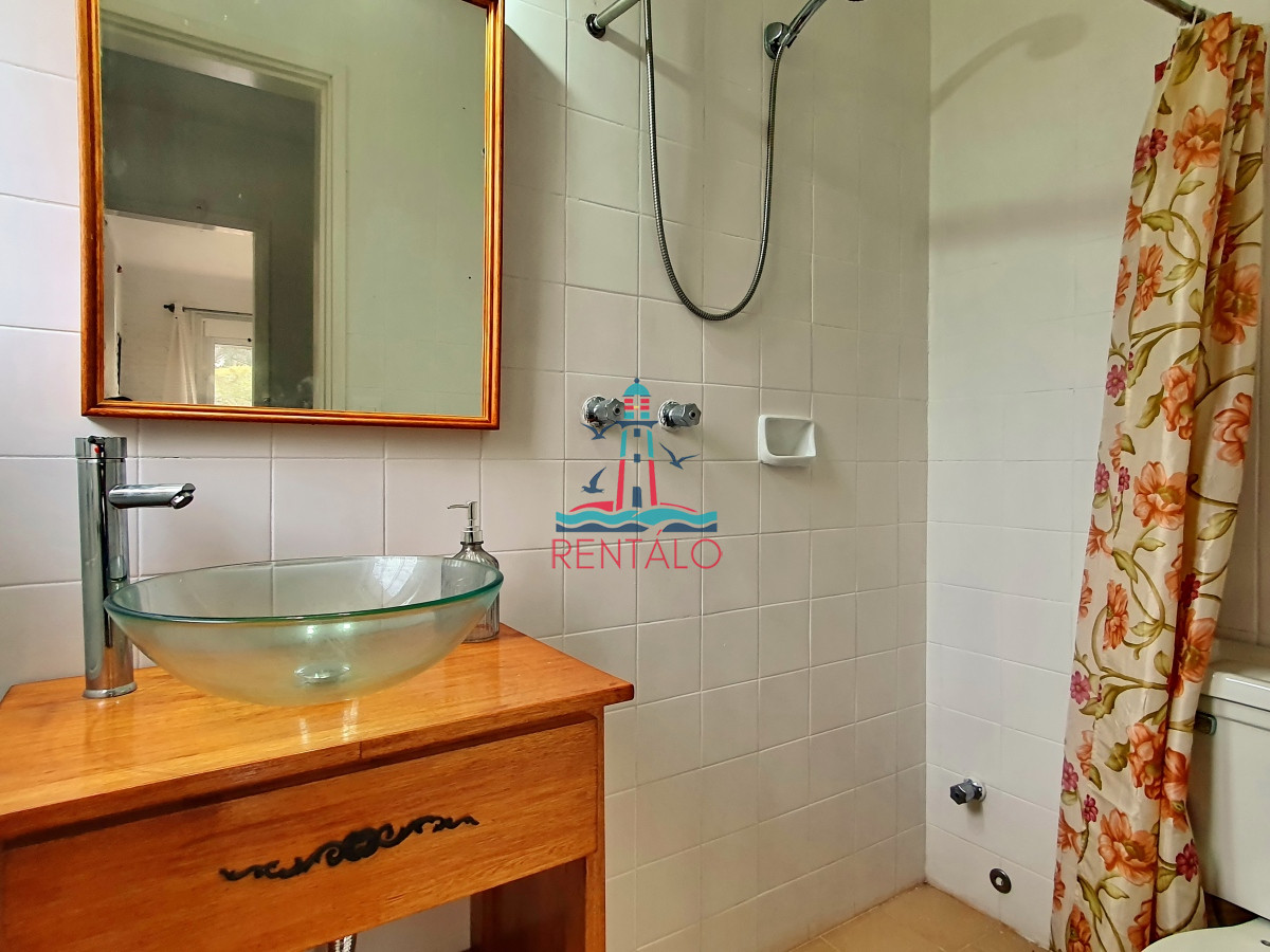 Casa ID.266 - Vendo casa 4 dormitorios en zona Shopping, Lugano, Punta del Este