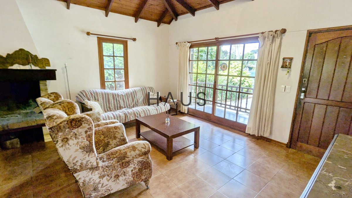 Casa ID.506 - Venta de casa 3 dormitorios en barrio cantegril Punta del este, Maldonado, cerca de playa Mansa