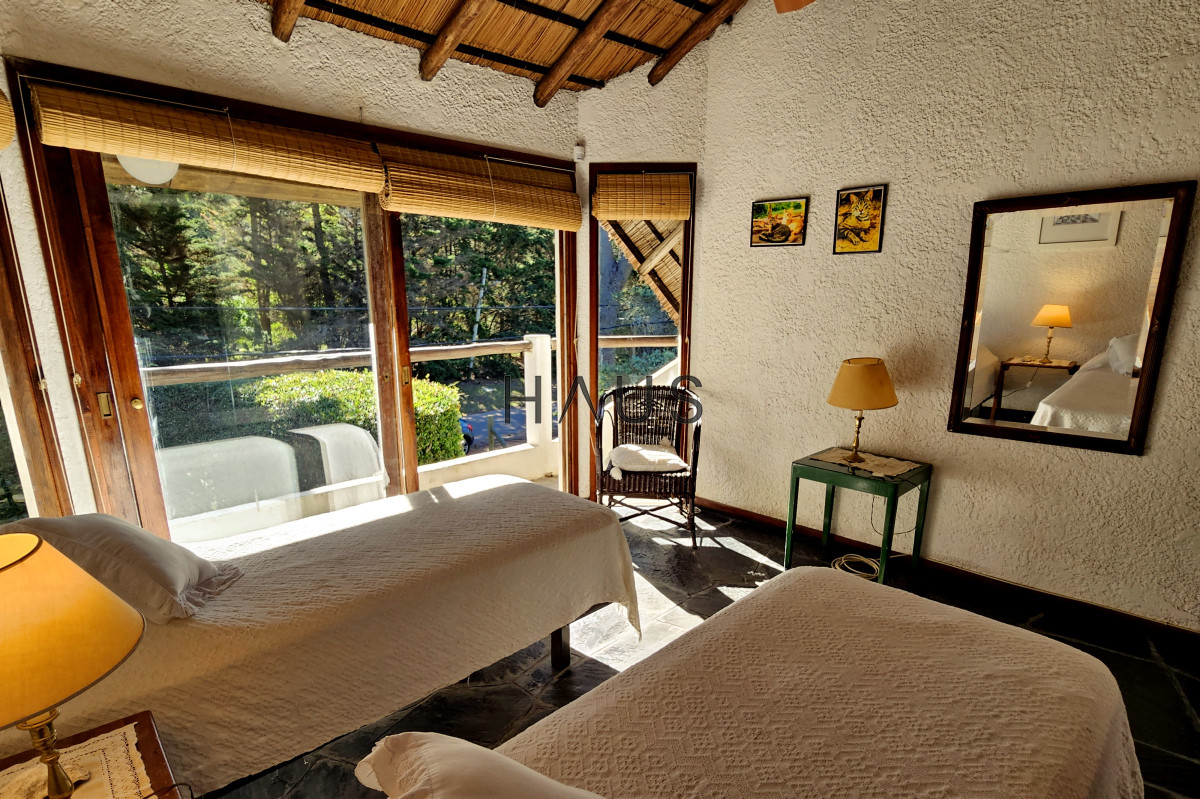 Casa ID.75 - En venta casa de 3 dormitorios y 3 baños en Rincon del indio, Punta del Este.