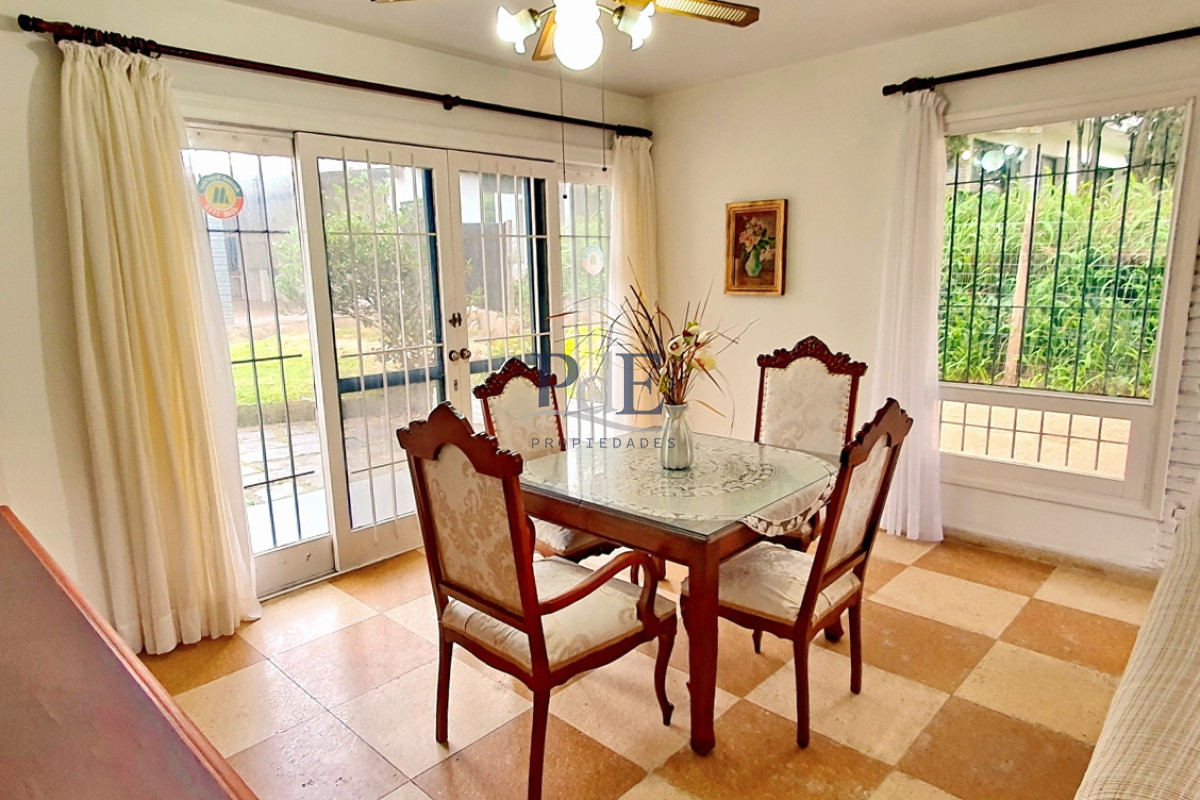 Casa de 4 Dormitorios en la zona del Shopping. Punta del Este. - Imagen 4