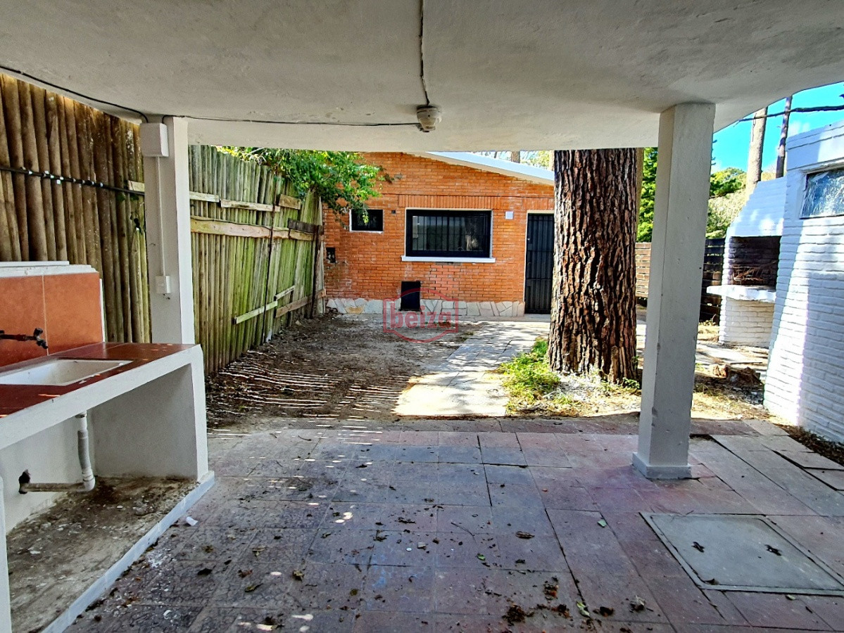 Casa ID.165734/Casa-en-Venta-de-3-dormitorios-en-Lausana-,-Maldonado - Vendo casa zona Roosevelt (Punta Shopping), Punta del Este