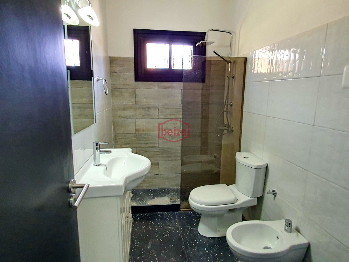 Casa ID.165734/Casa-en-Venta-de-3-dormitorios-en-Lausana-,-Maldonado - Vendo casa zona Roosevelt (Punta Shopping), Punta del Este