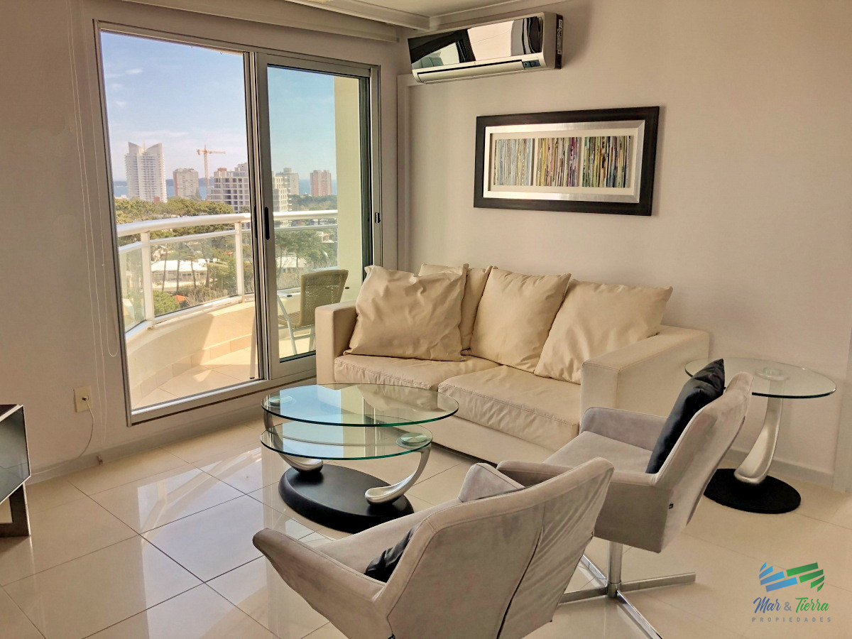Venta apartamento de 2 dormitorios 2 baños en complejo Ocean Drive con vista panorámica