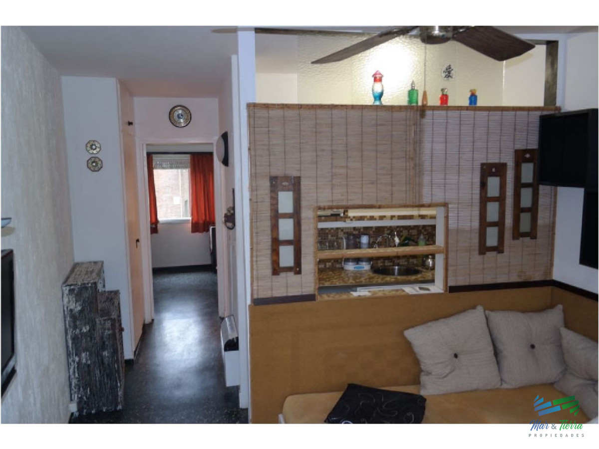 Apartamento de 1 dormitorio en venta en Mansa, Punta del Este.