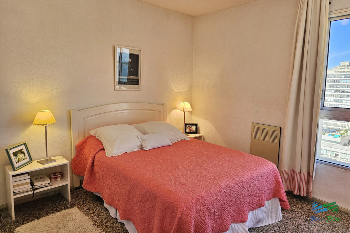 Apartamento ID.5645 - APARTAMENTO 2 DORMITORIOS, VISTA AL PUERTO DE PUNTA DEL ESTE, PENÍNSULA 