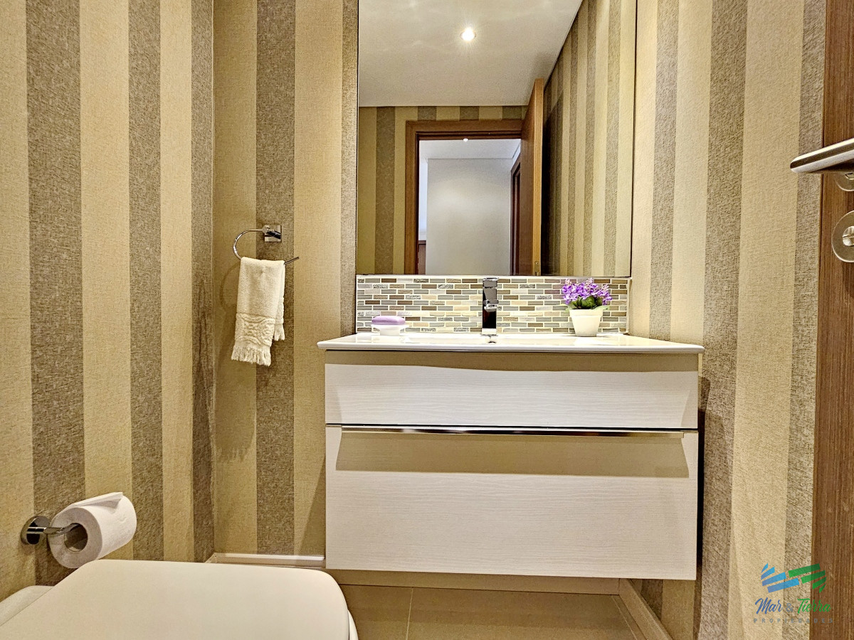 Apartamento ID.4798 - Apartamento disponible verano 2025, dos dormitorios, con servicios, Brava, Punta del este. 