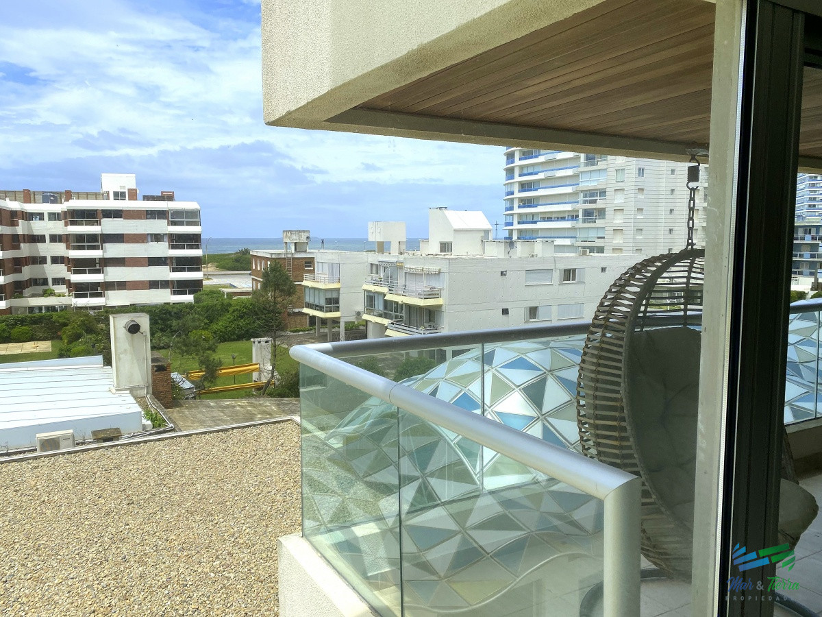Apartamento ID.3923 - Venta Alquiler apartamento 3 dormitorios 2 baños playa brava punta del este